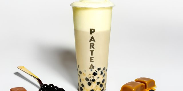 Whipped Creme Brulee Oolong Milk Tea
