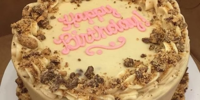 Peanut Butter Cup Cake