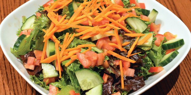 Individual Mixed Greens Salad