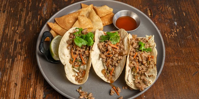 Garlic Pork Tacos