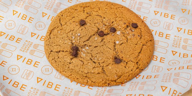 Chocolate Chip Cookie
