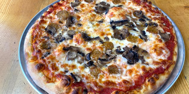 Sausage & Mushroom Pizza
