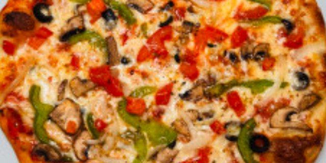 Traditional Veg Pizza