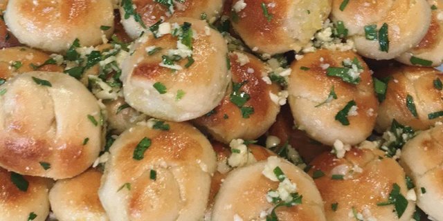 Garlic Knots Tray