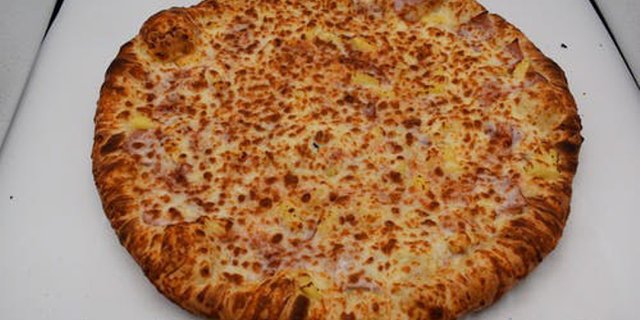 Hawaiian Special Pizza