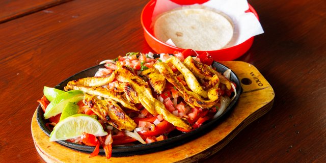 Chicken Fajitas Tray