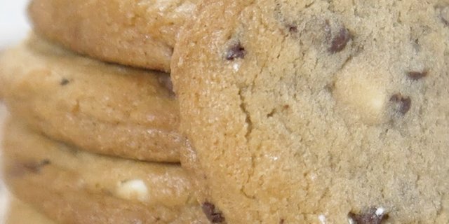 Triple Chip Cookie