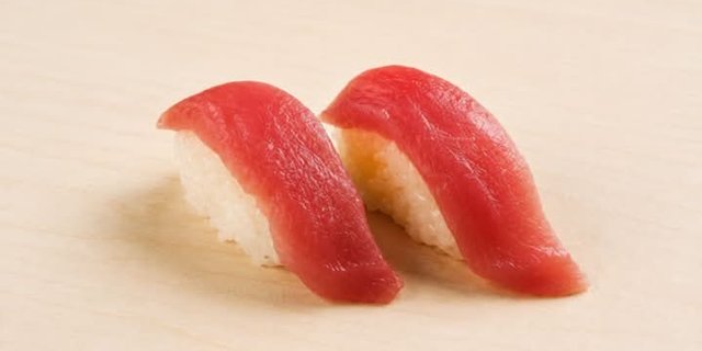 Tuna Nigiri (2 Pcs)