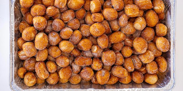 Cinnamon Sugar Pretzel Bites