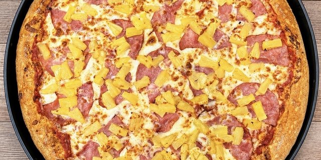 Gluten-Free Hawaiian Pizza
