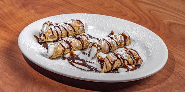 Homemade Cannoli