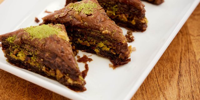 Chocolate Brownie Baklava Platter