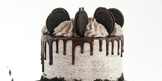 6" Oreo Cookies & Crumb Cake