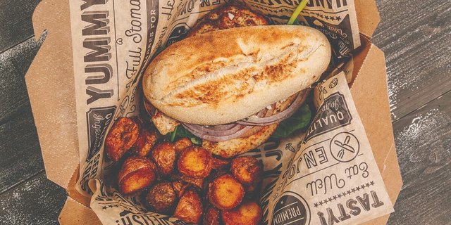 Pesto Chicken Sandwich Box