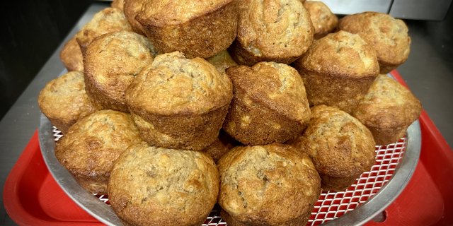 Banana & Walnut Muffins