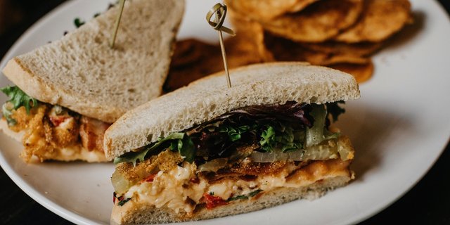 Fried Green Tomato Sandwich
