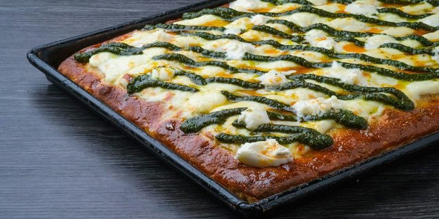 Sicilian 11"x17" Pizza
