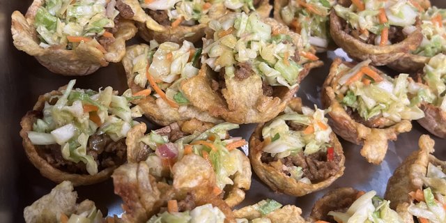 Plantain Basket w/ Veggies