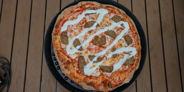 Saucy Meatball Pizza