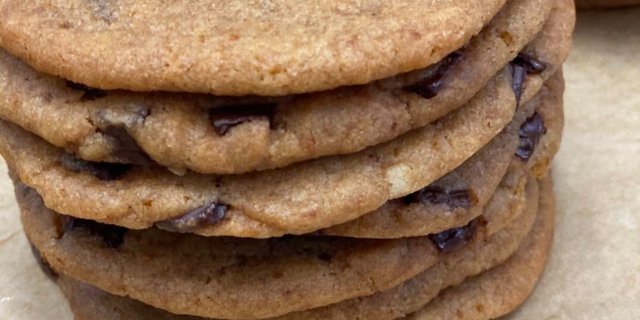 Chocolate Chip Cookie