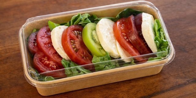 Heirloom Tomato Caprese Salad
