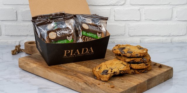 Chocolate Chunk Cookie Box