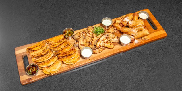 Ocho Fiesta Platter