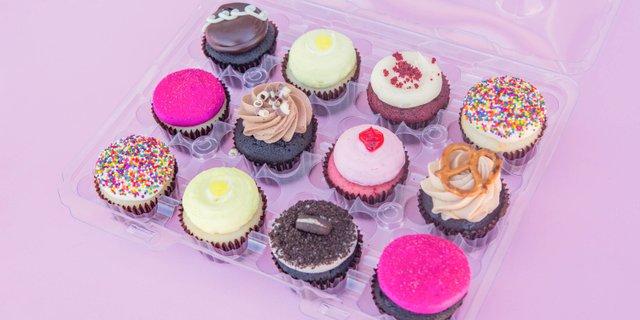Dozen Cupcakes