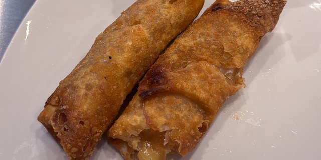 Apple Pie Egg Rolls