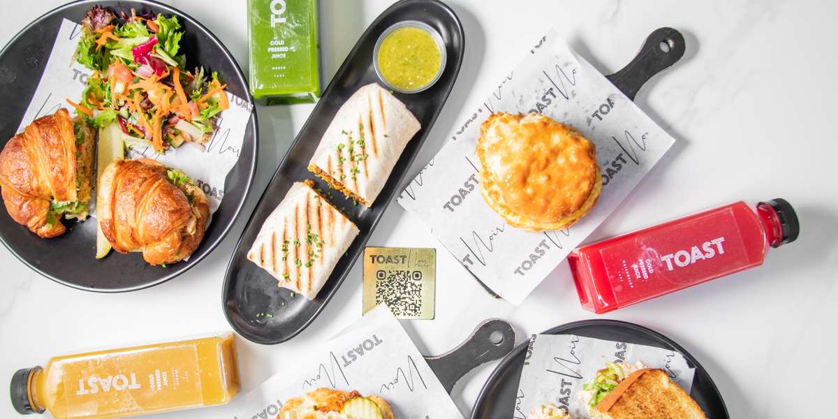 Toast Noir Cafe