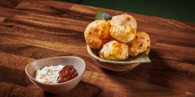 Pao De Queijo