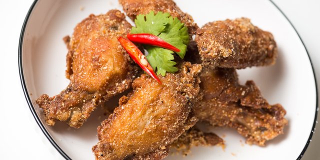 Thai Garlic Wings