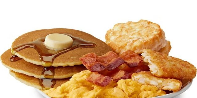 Big Breakfast w Bacon & Hotcakes