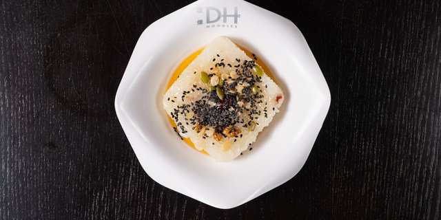 Sticky Rice w/ Dry Mixed Fruit
