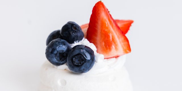 Pavlova Fruit Tart