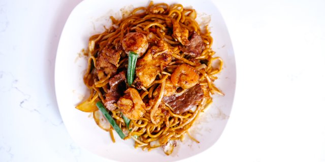 Combo Chow Mein