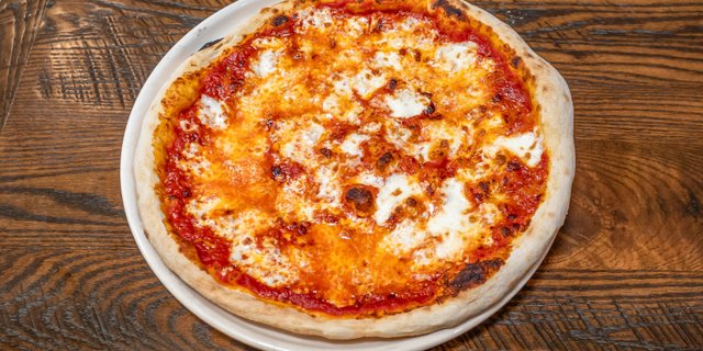 Tha’ Big Cheese Pizza
