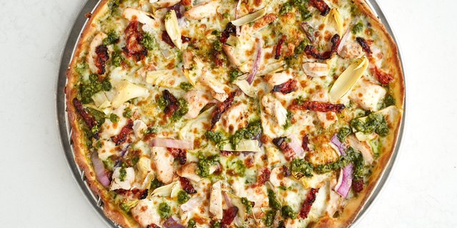 Gluten-Free Chicken Presto Pesto Pizza
