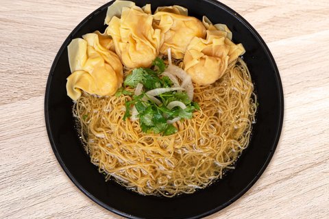 Shrimp Wonton Noodle Soup