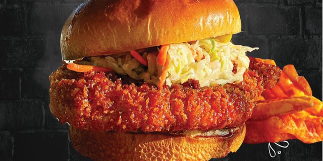 Nashville Hot Sandwich W/ Waffle Fries