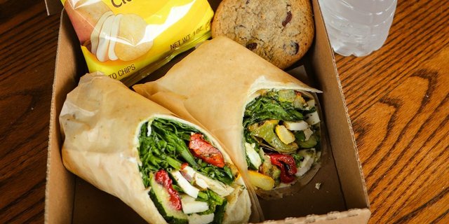 Roasted Veggie & Mozzarella Wrap Boxed Lunch