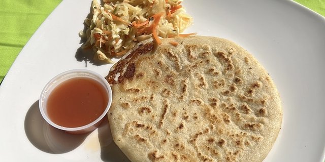 Jalapeño & Cheese Corn Pupusas