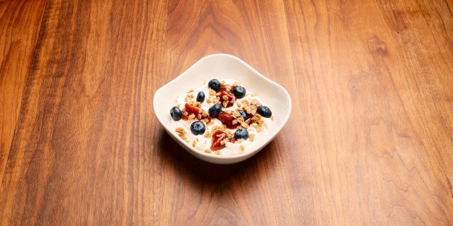 Yogurt Parfait Bowls