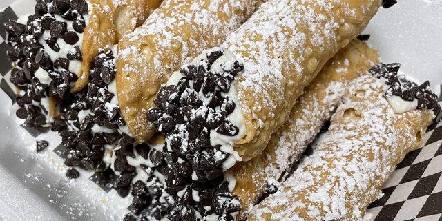 Cannoli Pan