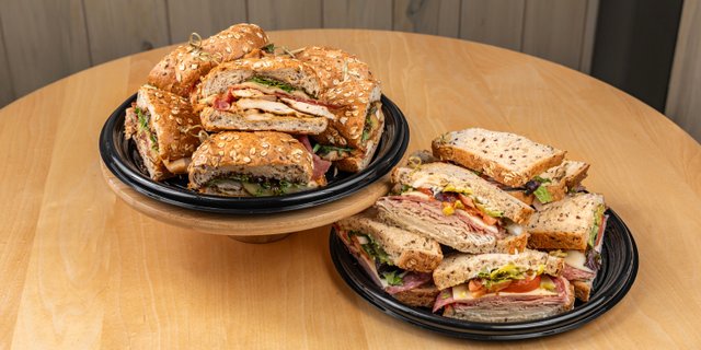 Large Sandwich + Wrap Tray
