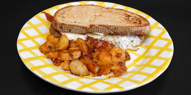 Egg & Cheese Sandwich