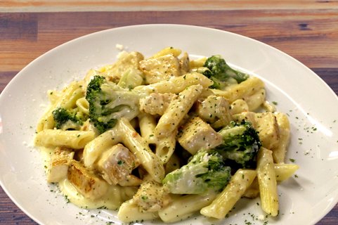 Chicken Broccoli Alfredo