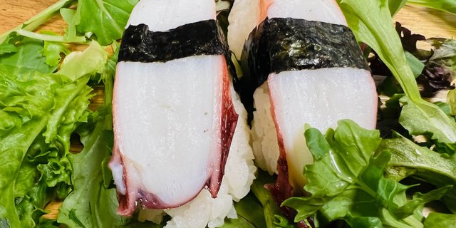 Octopus Nigiri