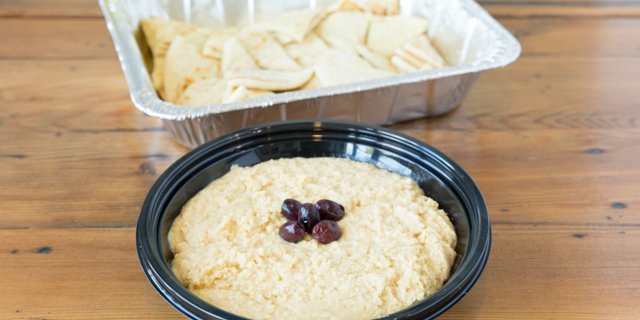Pita w/ Hummus