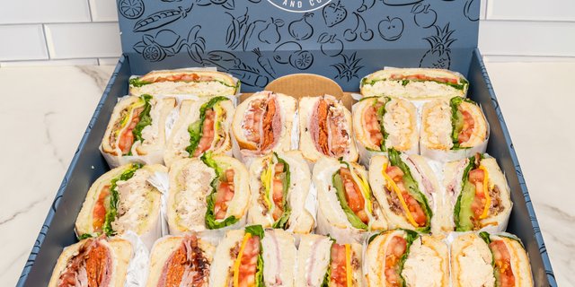 Signature Sandwich Tray